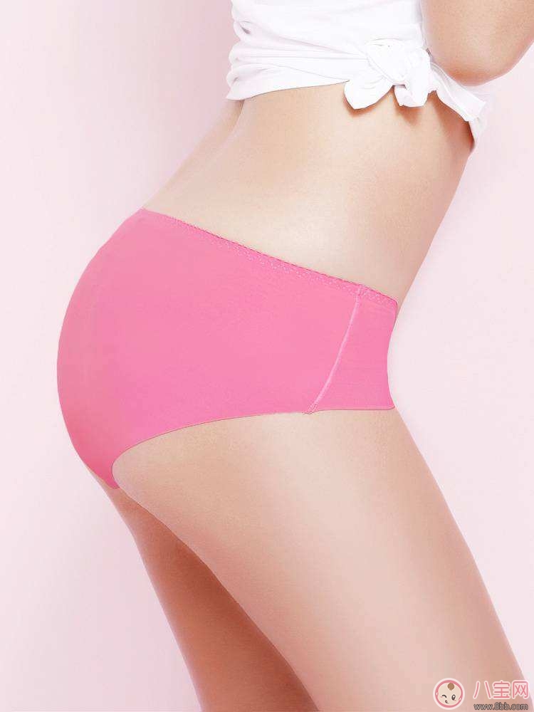 翹臀女王卡戴珊產后依舊擁有翹臀蜂腰  如何修煉翹臀