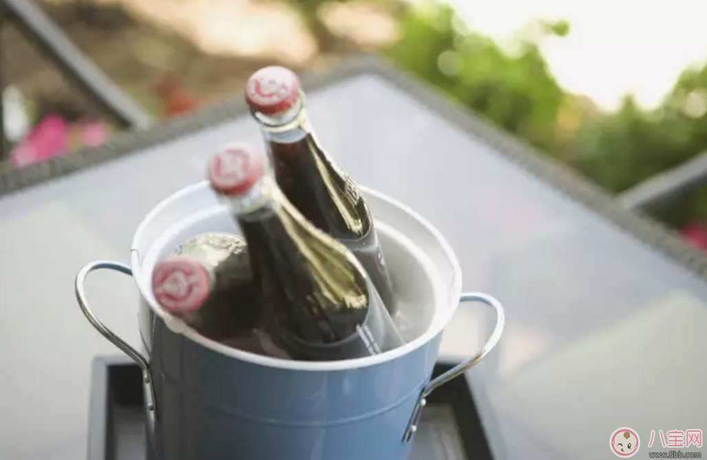 產(chǎn)后想靠網(wǎng)紅減脂可樂減肥靠譜嗎?網(wǎng)紅減脂可樂真能越喝越瘦? 產(chǎn)后想靠網(wǎng)紅減脂可樂減肥靠譜嗎?網(wǎng)紅減脂可樂真能越喝越瘦?