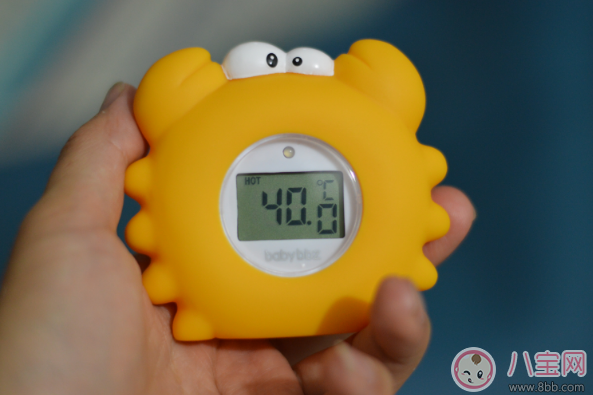 秋季寶寶水溫計哪款好 棒棒豬小水溫計測評 秋季寶寶水溫計哪款好 棒棒豬小水溫計測評