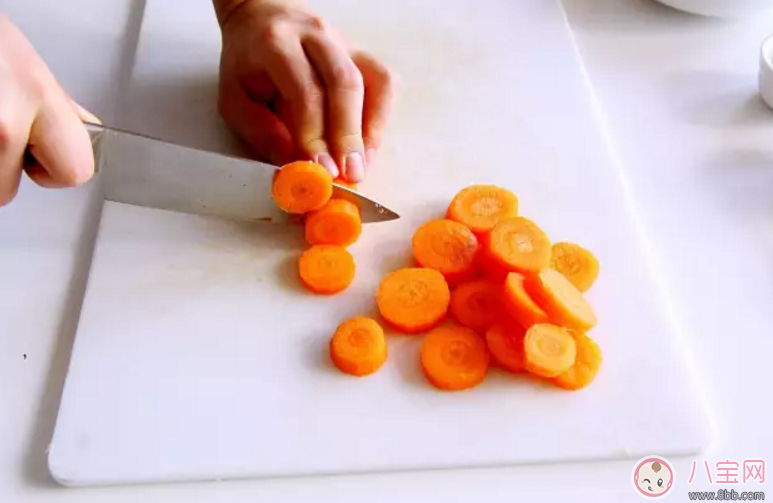 補充葉酸又能預防孕期便秘 干了這碗橙香胡蘿卜濃湯 補充葉酸又能預防孕期便秘 干了這碗橙香胡蘿卜濃湯