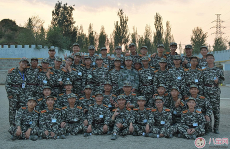 軍訓(xùn)怎么防曬曬不黑 大學(xué)生最佳防曬指南