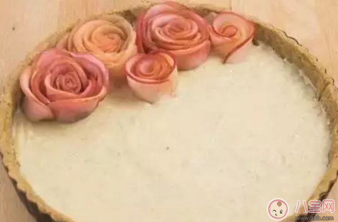 孕期想吃甜點(diǎn)又怕胖 玫瑰蘋果塔好吃不發(fā)胖 孕期想吃甜點(diǎn)又怕胖 玫瑰蘋果塔好吃不發(fā)胖