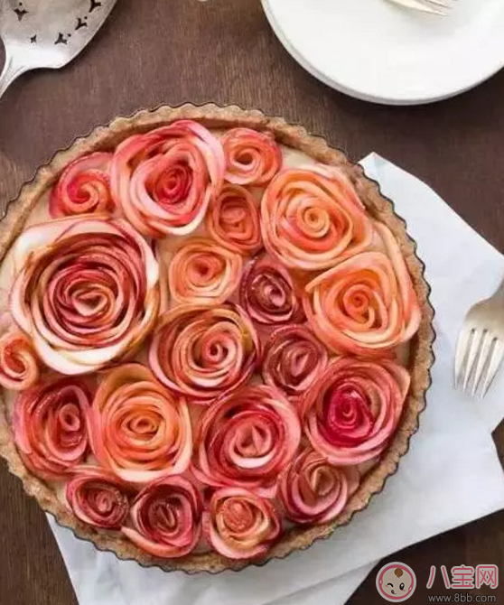 孕期想吃甜點(diǎn)又怕胖 玫瑰蘋果塔好吃不發(fā)胖 孕期想吃甜點(diǎn)又怕胖 玫瑰蘋果塔好吃不發(fā)胖