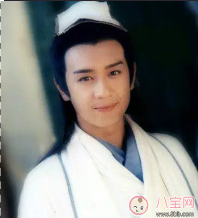 陳浩民帶全家開趴孩子穿巨型拖鞋 如何給寶寶選鞋子 陳浩民帶全家開趴孩子穿巨型拖鞋 如何給寶寶選鞋子