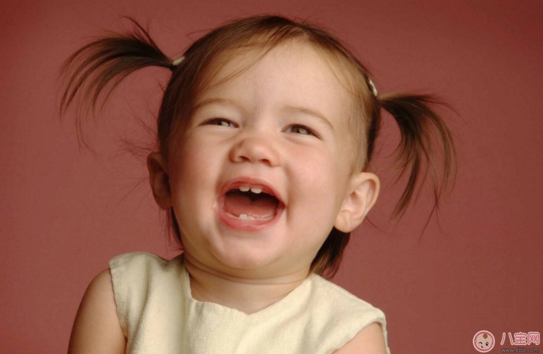 寶寶愛咬嘴唇的原因 如何糾正寶寶咬嘴唇 寶寶愛咬嘴唇的原因 如何糾正寶寶咬嘴唇