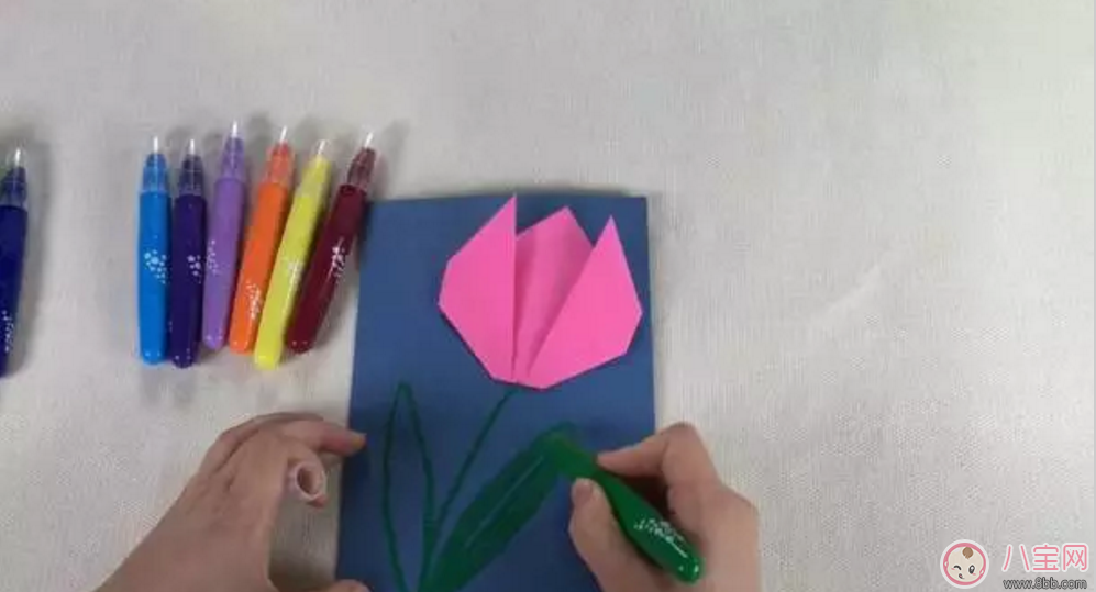 教師節送什么禮物最好 3分鐘學會制作康乃馨賀卡