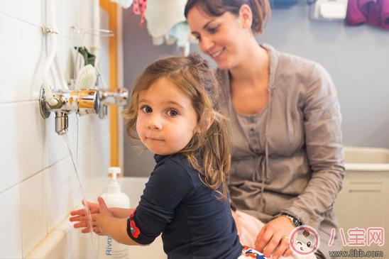 秋天寶寶容易拉肚子腹瀉是什么原因 秋季防止寶寶腹瀉的方法