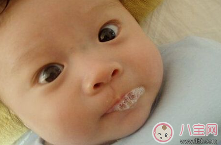 寶寶肺炎癥狀有哪些 小孩肺炎怎么判斷出來