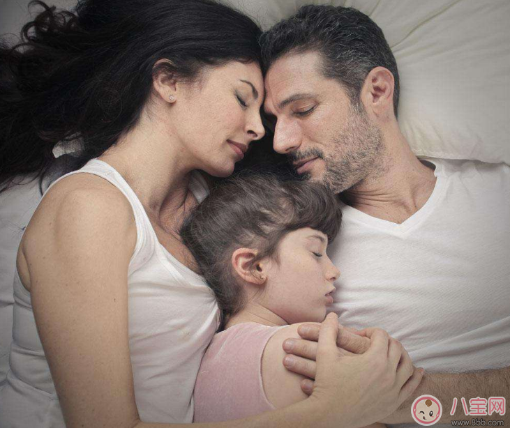 孩子是正確的自己錯(cuò)了要不要認(rèn)錯(cuò) 大人孩子面前犯錯(cuò)了應(yīng)該怎么做