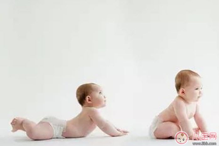 不同年齡段寶寶動作發育情況 寶寶大動作發育時間表