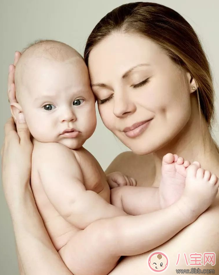 產(chǎn)后媽媽心情不好抑郁怎么辦 家人應(yīng)該怎么對(duì)媽媽才能讓她走出來