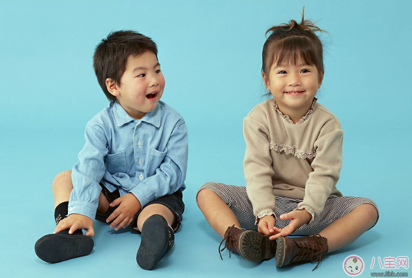 孩子想早戀怎么辦 怎么正確教育孩子對待感情的方法 孩子想早戀怎么辦 怎么正確教育孩子對待感情的方法