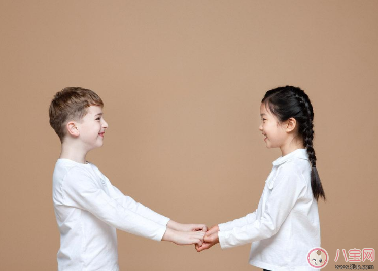 孩子想早戀怎么辦 怎么正確教育孩子對待感情的方法 孩子想早戀怎么辦 怎么正確教育孩子對待感情的方法