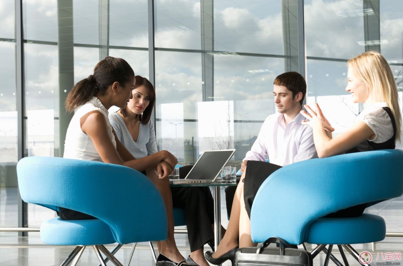 中國家長為何要送孩子留學?傾家送娃低齡出國值嗎? 中國家長為何要送孩子留學?傾家送娃低齡出國值嗎?