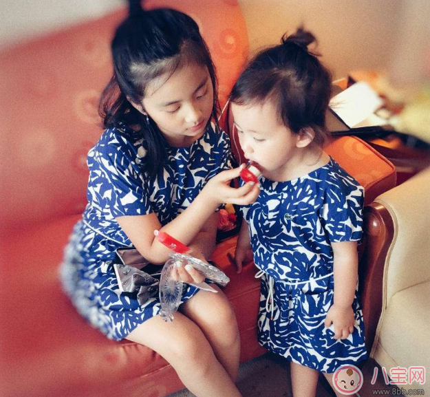 大寶二寶天天打架怎么辦 怎么讓兩個(gè)孩子和諧相處