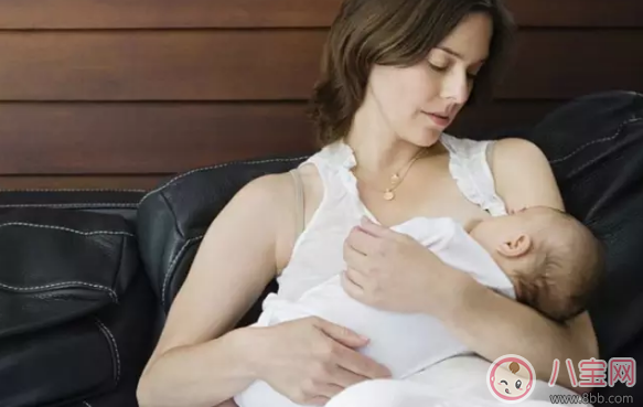 母乳不足的原因現(xiàn)象和對(duì)策 媽媽母乳不足寶寶有哪些表現(xiàn)