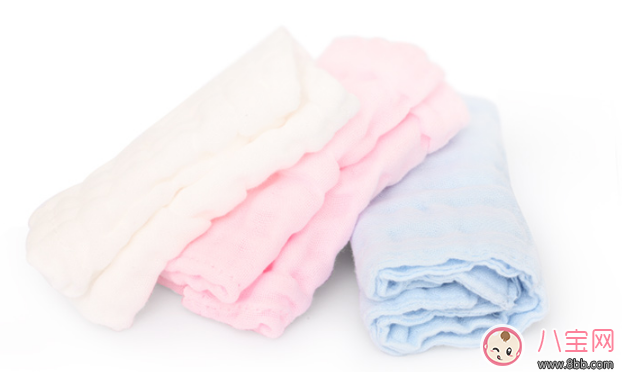 秋季寶寶的皮膚怎么保護(hù)才有效 保護(hù)孩子皮膚誤區(qū)分析