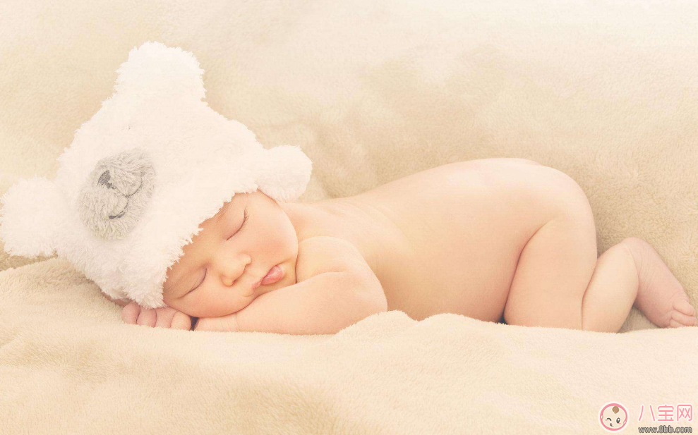 孩子喜歡摸自己的私處是性早熟嗎 怎么讓孩子不這么做