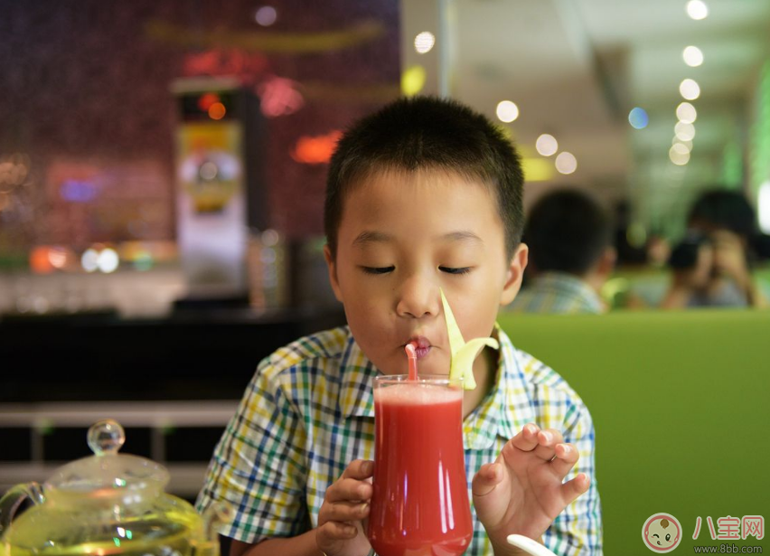 孩子突然被燙傷應(yīng)該怎么緊急處理 怎么正確處理燙傷傷口 孩子突然被燙傷應(yīng)該怎么緊急處理 怎么正確處理燙傷傷口