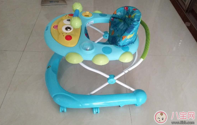 小龍哈彼嬰兒學步車怎么樣 小龍哈彼嬰兒學步車安全好用嗎