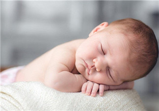 寶寶愛打鼾對身體有影響嗎 如何改善寶寶打鼾