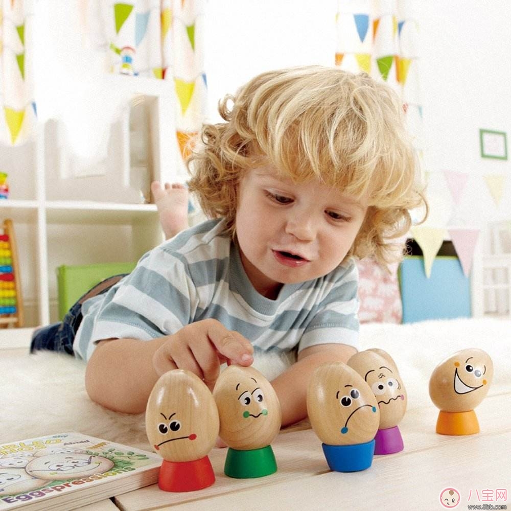 大頭寶寶比較聰明嗎 什么樣的寶寶才聰明 大頭寶寶比較聰明嗎 什么樣的寶寶才聰明