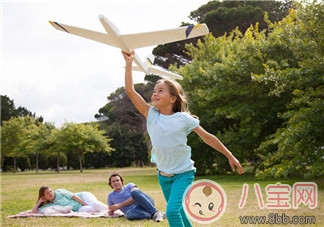 國慶節帶寶寶旅行上飛機前如何準備 坐飛機要帶哪些東西