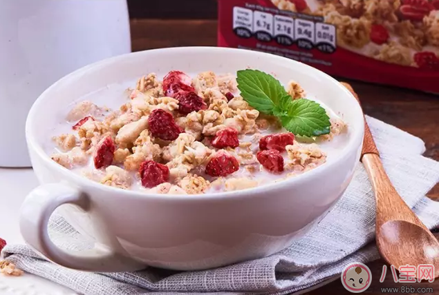 巧丹思麥片怎么吃好吃 JORDANS巧丹思麥片怎么樣 巧丹思麥片怎么吃好吃 JORDANS巧丹思麥片怎么樣