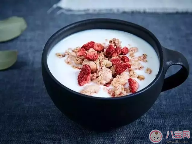 巧丹思麥片怎么吃好吃 JORDANS巧丹思麥片怎么樣 巧丹思麥片怎么吃好吃 JORDANS巧丹思麥片怎么樣