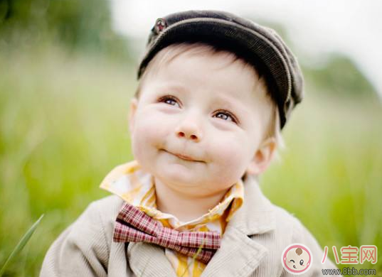 秋天怎么給寶寶穿衣服 秋天寶寶要加衣服如何判斷