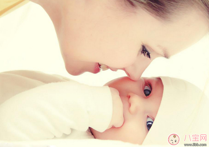 什么游戲促進(jìn)寶寶智力發(fā)育 家長怎么做讓孩子更聰明