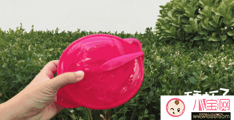 nuby吸盤碗好用嗎 nuby吸盤碗真的不會掉嗎