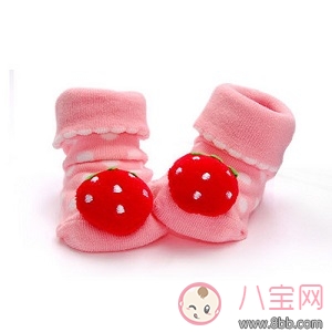 怎么給寶寶挑選襪子 這幾種襪子趕緊丟 怎么給寶寶挑選襪子 這幾種襪子趕緊丟