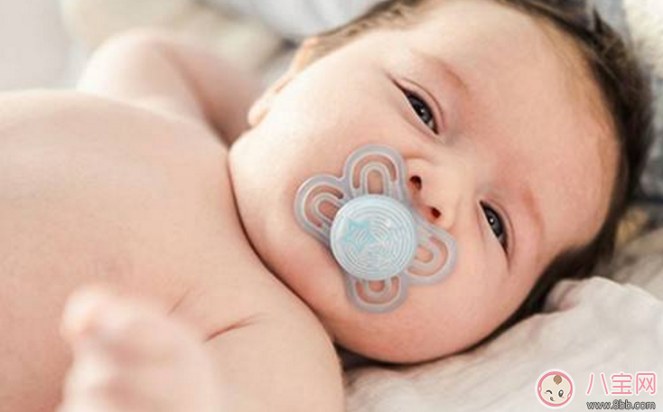 寶寶用安撫奶嘴的副作用有哪些 寶寶有沒(méi)有必要用安撫奶嘴
