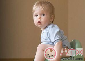 1歲多的小孩子怎么學會自己上廁所 寶寶訓練如廁方法