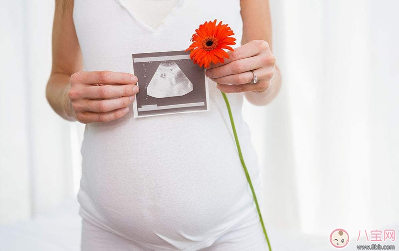 孕期牙齦出血會導致流產嗎 孕期如何正確的護理牙齒