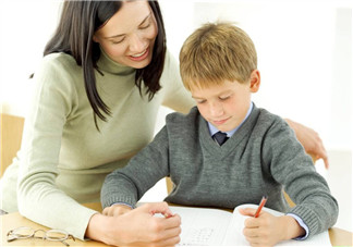 寶寶考的好國慶放假如何獎勵 怎么表揚孩子表較合理