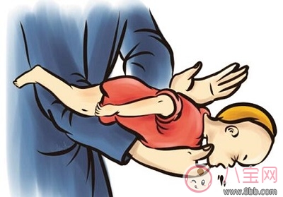 孩子異物卡喉吞咽猛拍喝醋更危險(xiǎn) 教你海姆立克急救法