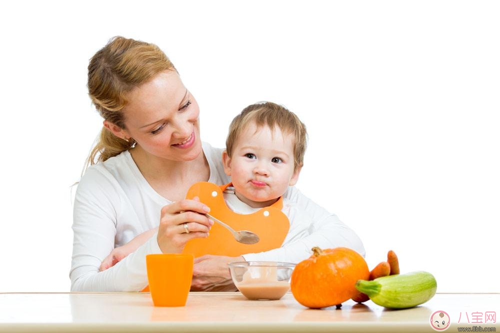 吃胡蘿卜就不會(huì)近視嗎 哪些營(yíng)養(yǎng)素保護(hù)眼部健康