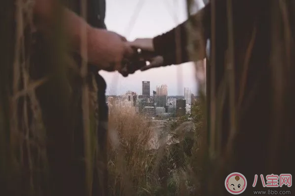 孩子早戀了怎么處理比較好 怎么做才不會讓孩子過分抵觸 孩子早戀了怎么處理比較好 怎么做才不會讓孩子過分抵觸