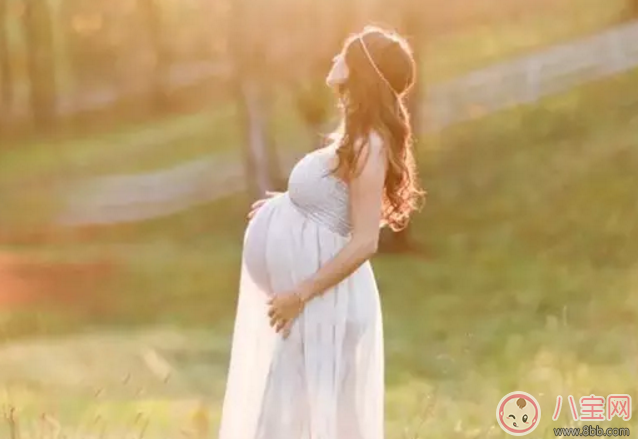 冬天孕婦曬太陽的最佳時(shí)間 孕婦冬天曬太陽最佳時(shí)間段幾點(diǎn)