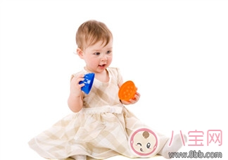 為什么寶寶頭發少 幼兒頭發少應該如何護理