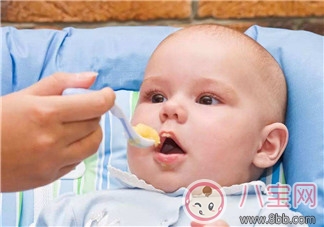 寶寶哭鬧不想喝奶是因為口腔問題嗎 如何幫小寶貝做口腔清理 寶寶哭鬧不想喝奶是因為口腔問題嗎 如何幫小寶貝做口腔清理