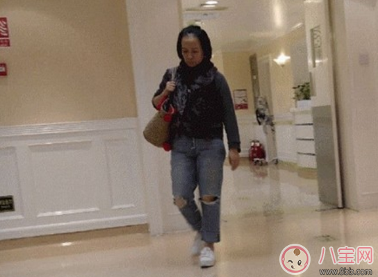 孫怡產后出院照片 產后如何保養護理身體 孫怡產后出院照片 產后如何保養護理身體