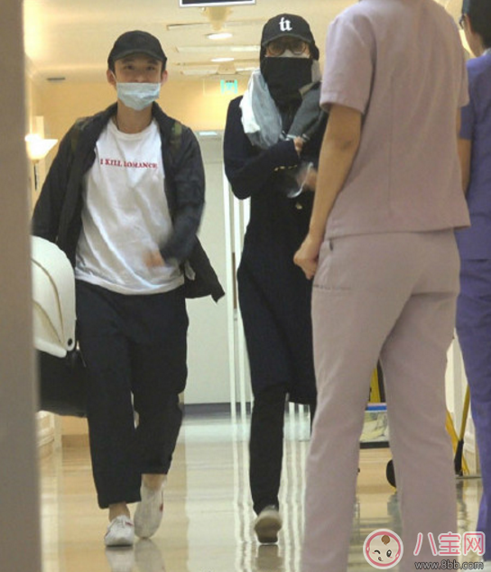 孫怡產后出院照片 產后如何保養護理身體 孫怡產后出院照片 產后如何保養護理身體