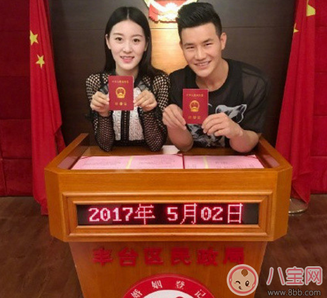 小兵張嘎謝孟偉當(dāng)爸爸了嗎 謝孟偉什么時(shí)候結(jié)婚的(謝孟偉老婆是誰(shuí))