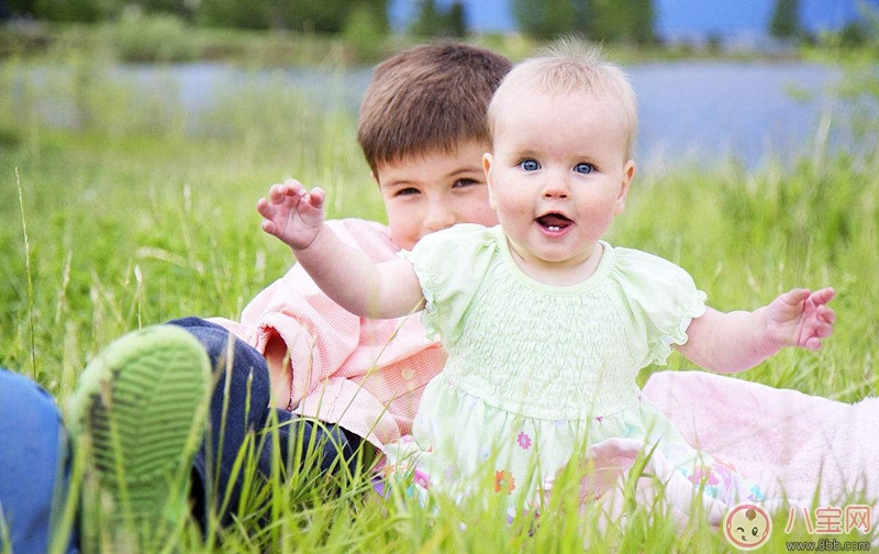 如何讓寶寶感覺快樂 怎么做增加和寶寶的互動 如何讓寶寶感覺快樂 怎么做增加和寶寶的互動