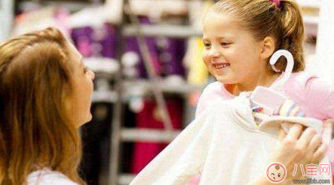 秋季幼兒園寶寶穿衣心得 上幼兒園的寶寶秋天怎么穿衣服好