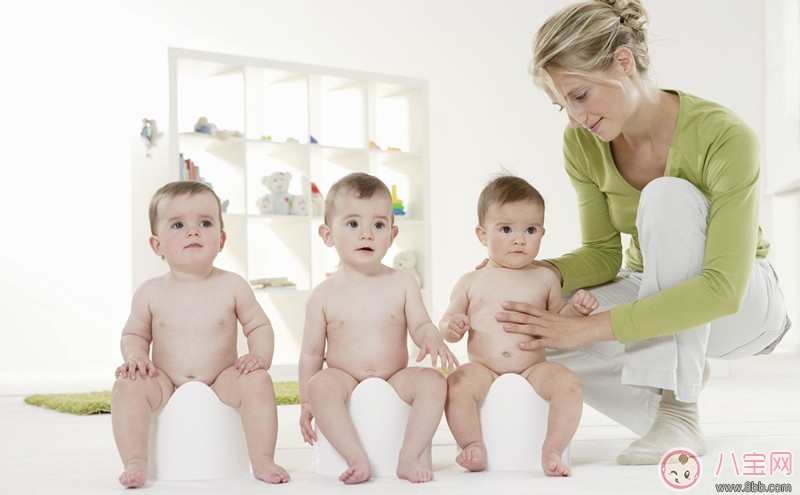 寶寶脖子紅疹是衣服刺激引起的嗎 寶寶有紅疹居家如何護理 寶寶脖子紅疹是衣服刺激引起的嗎 寶寶有紅疹居家如何護理