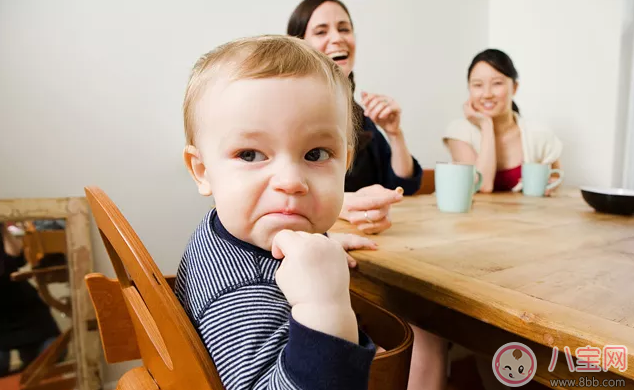 孩子說話太遲了正常嗎 怎么教說話含糊不清的孩子說話